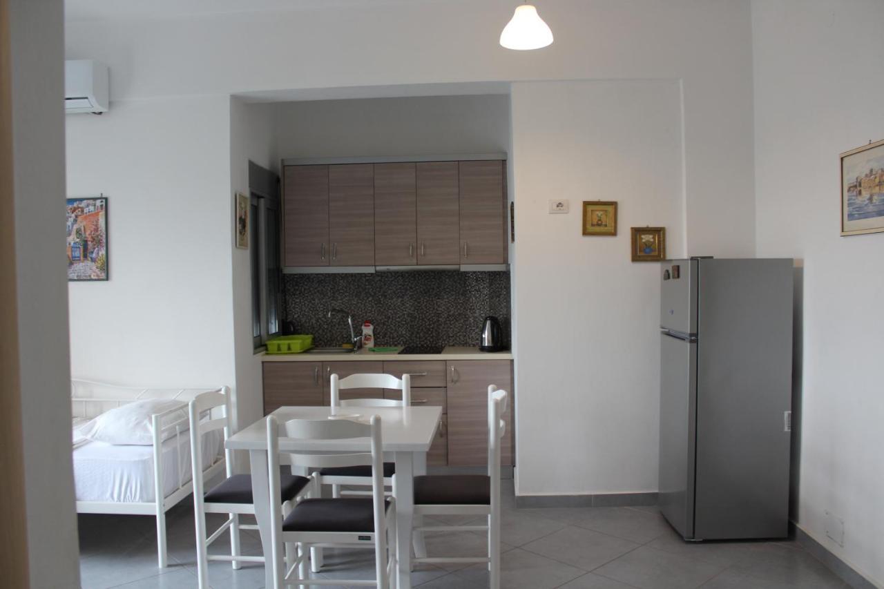 Margaritas Apartments Sarandë Buitenkant foto
